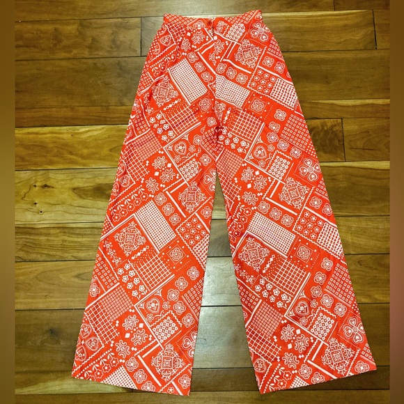 Vintage 1960s 1970s Red White Western Bandana Patchwork Print Wide Pants Sz XXS - Picture 3 of 12